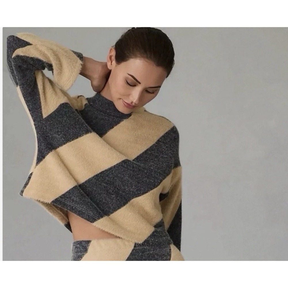 Maeve Anthropologie Small Soft Diagonal Stripe Tan & Gray Small Mock Neck